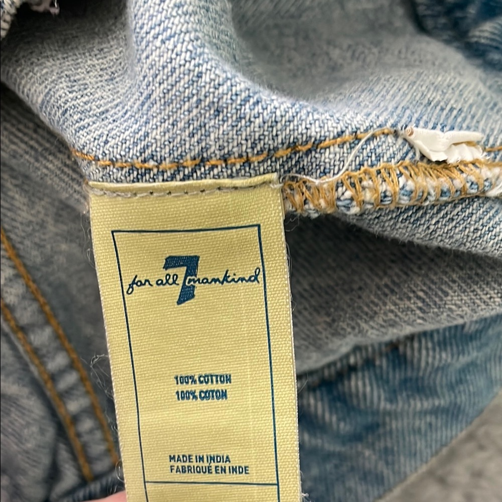 Distressed Jean Jacket - Picture 4 of 7